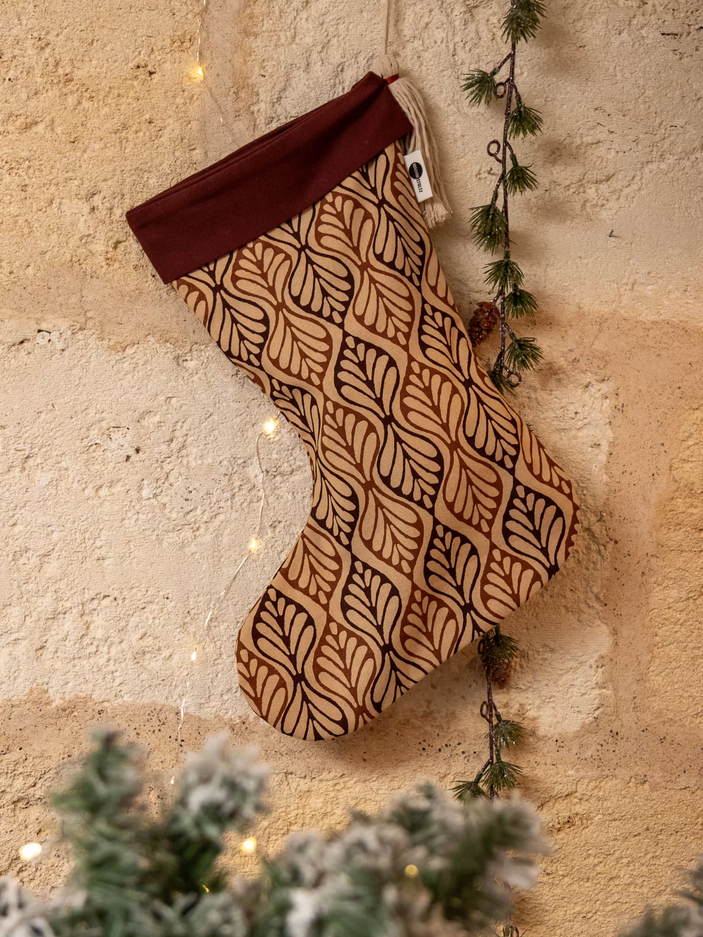 Image illustrative de l'article "Botte de noel beige"