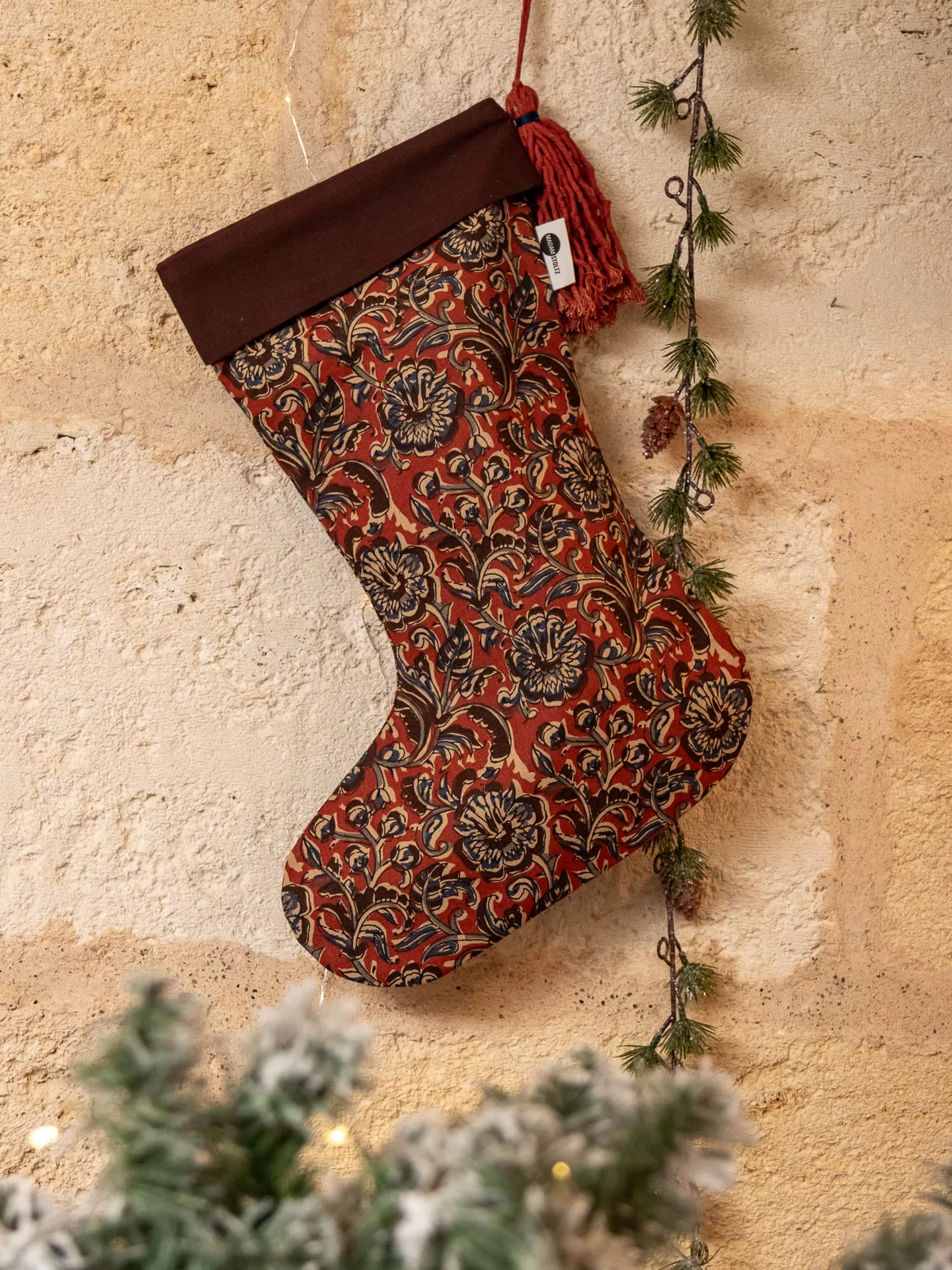 Image illustrative de l'article "Botte de noel ocre"