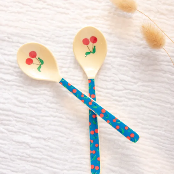 Image illustrative de l'article "Cuillère à café – cerise"