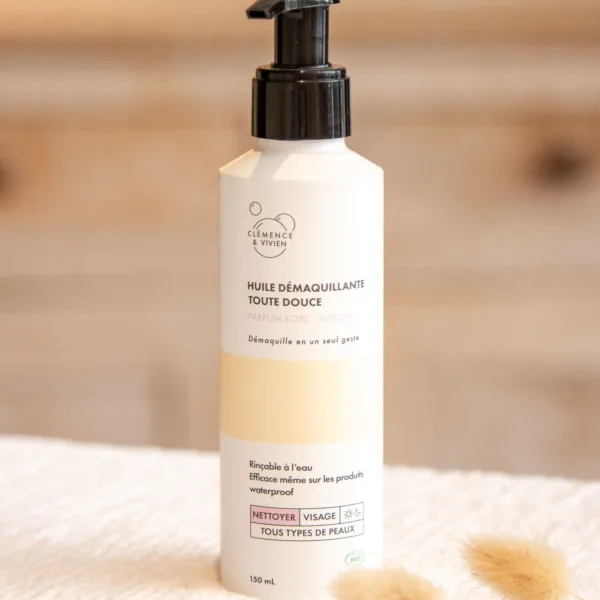 Image illustrative de l'article "Huile démaquillante 150ml"