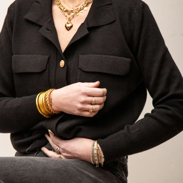 Image illustrative de l'article "Gilet noir RAYA"