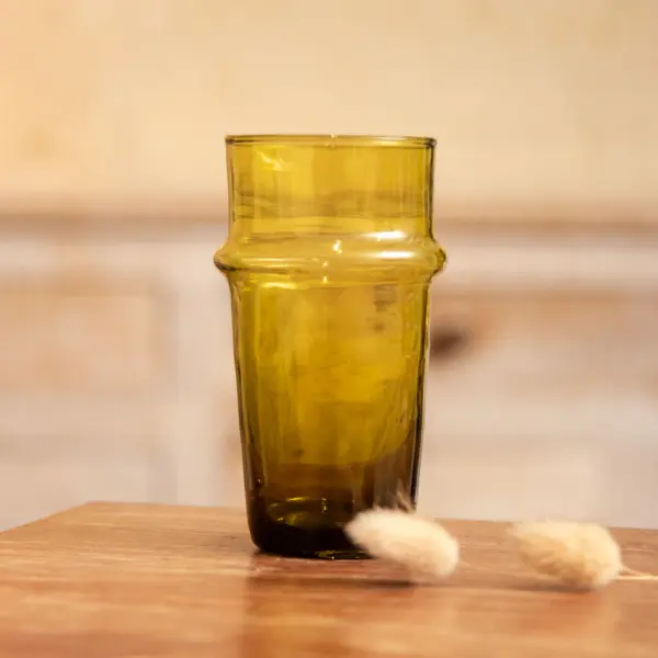 Image illustrative de l'article "Verre Beldi bronze 12cm"