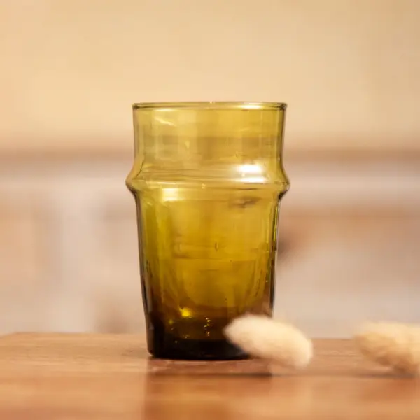 Image illustrative de l'article "Verre Beldi bronze 9cm"