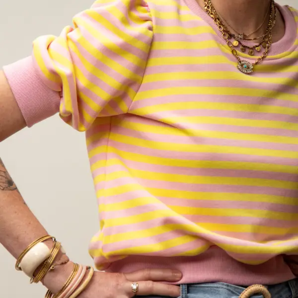 Image illustrative de l'article "T-shirt jaune/rose FANFAN"