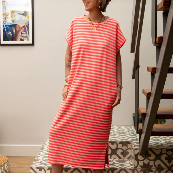 Image illustrative de l'article "Robe rayée PASTEQUE"