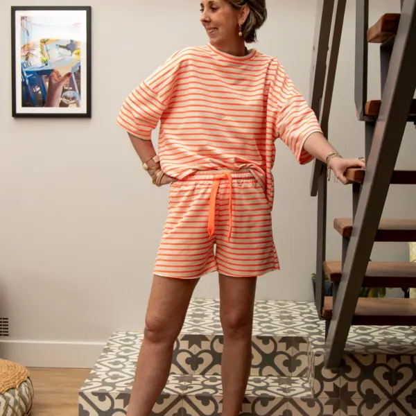 Image illustrative de l'article "T-shirt rayures ZITA"