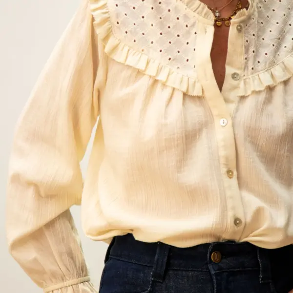 Image illustrative de l'article "Chemise écru ANIA"