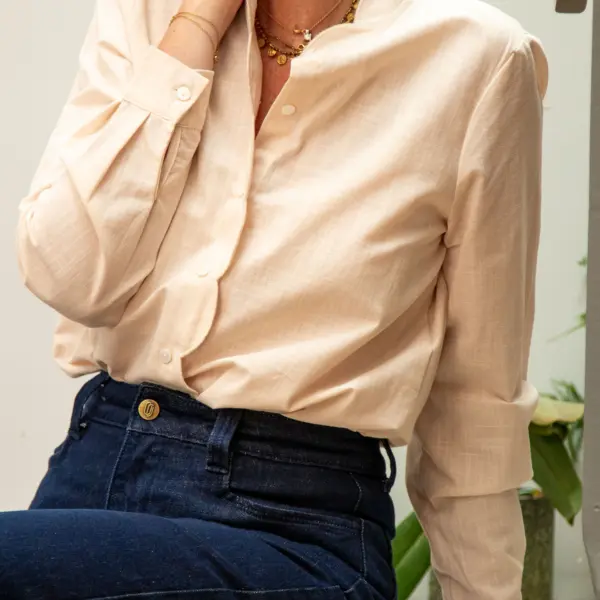 Image illustrative de l'article "Chemise écru MADELEINE"