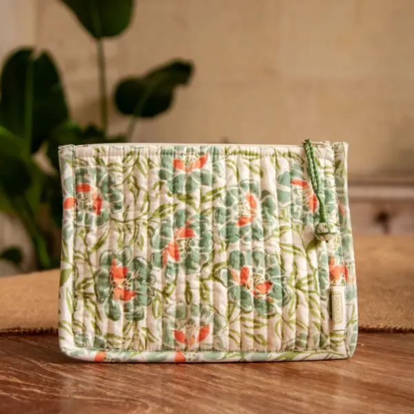 Image illustrative de l'article "Petite pochette PETUNIA bleu"