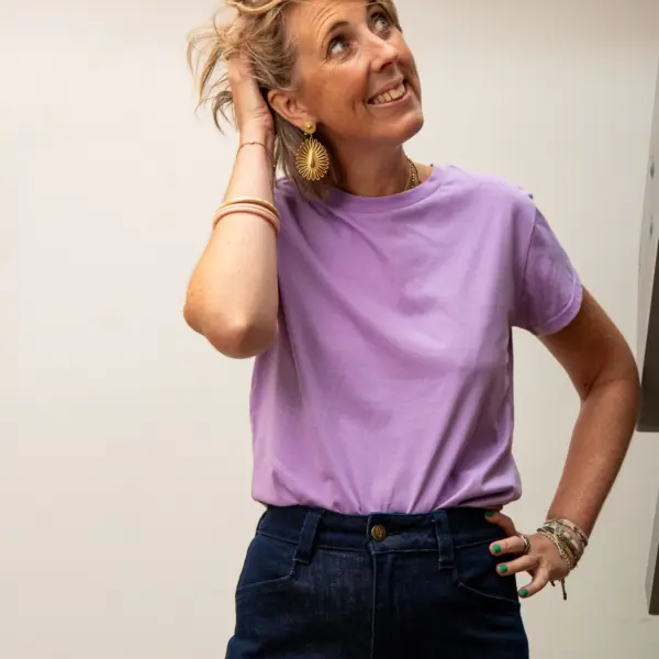 Image illustrative de l'article "T-shirt lilas NOELLY"