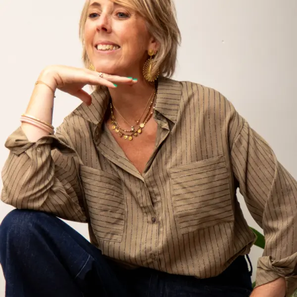 Image illustrative de l'article "Chemise rayure LOLO"