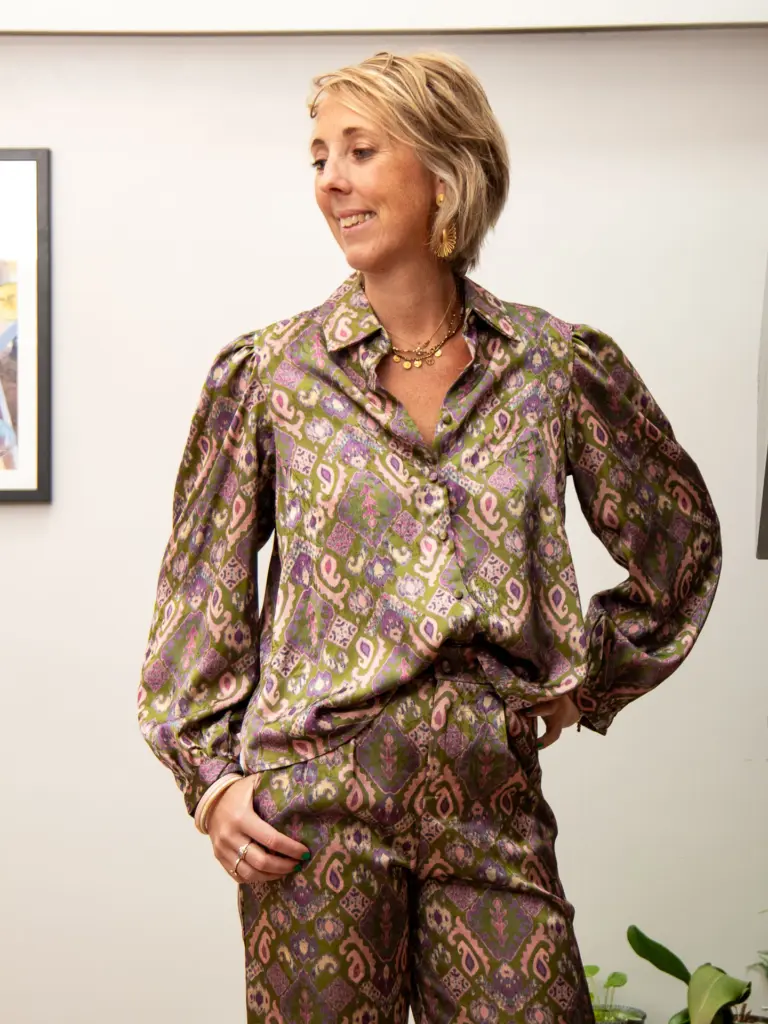 Image illustrative de l'article "" large image